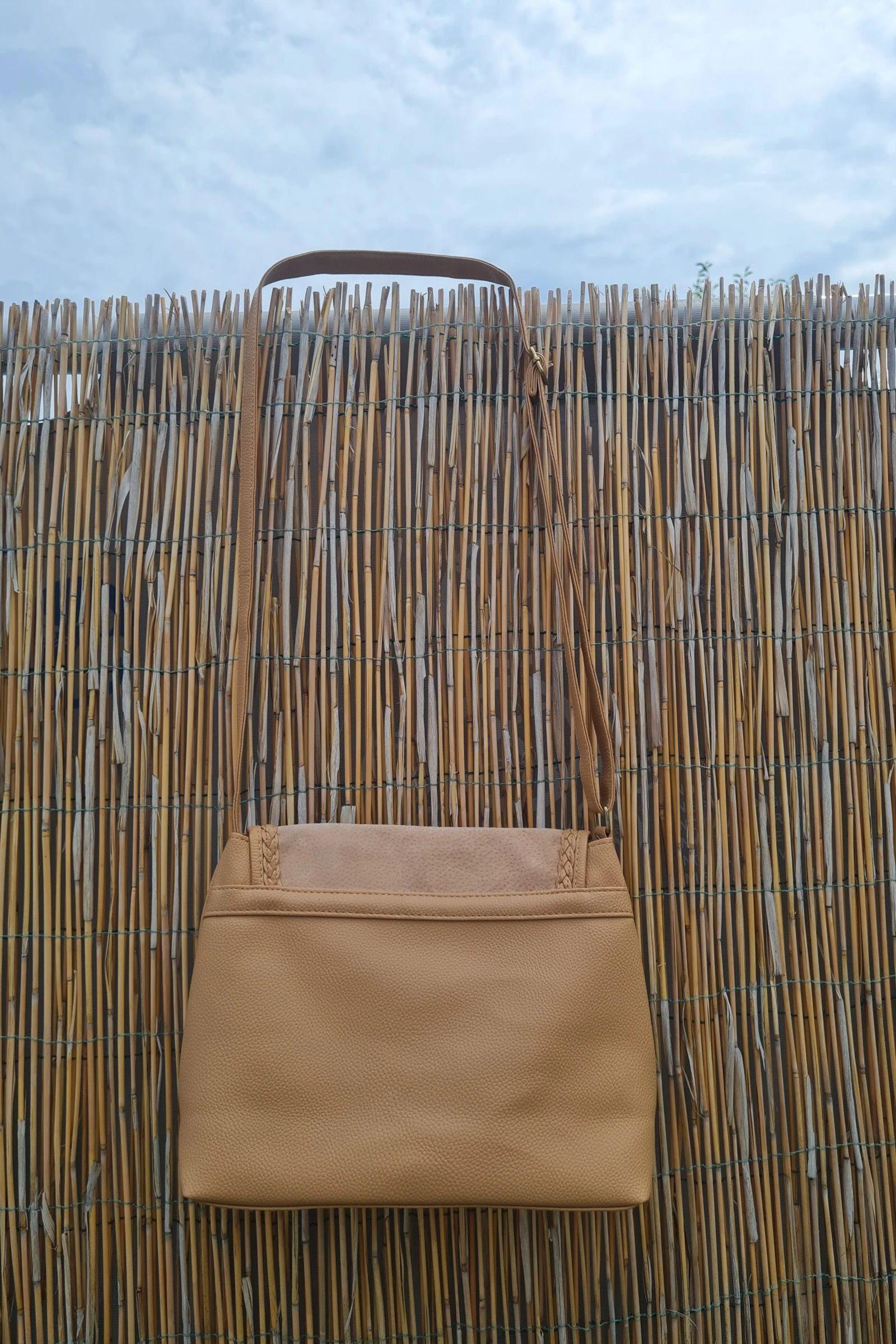 Beige / nude schoudertas 🌺 Ted Lapidus – photo 3